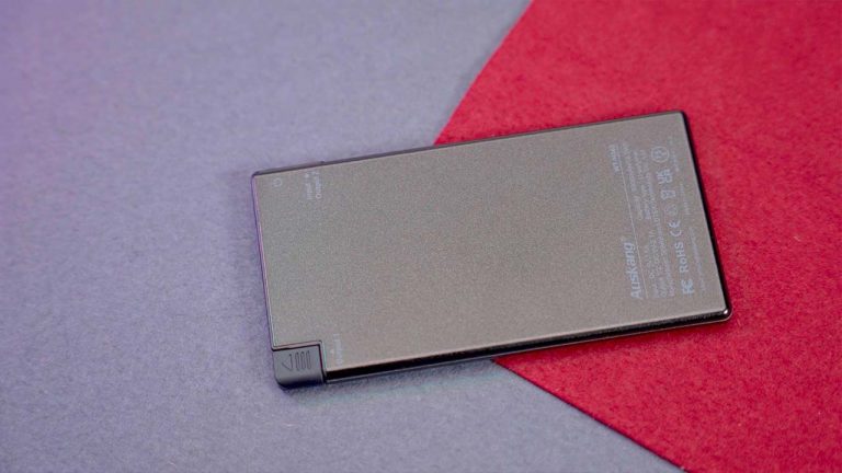Auskang 5000mAh Ultra Slim Power Bank