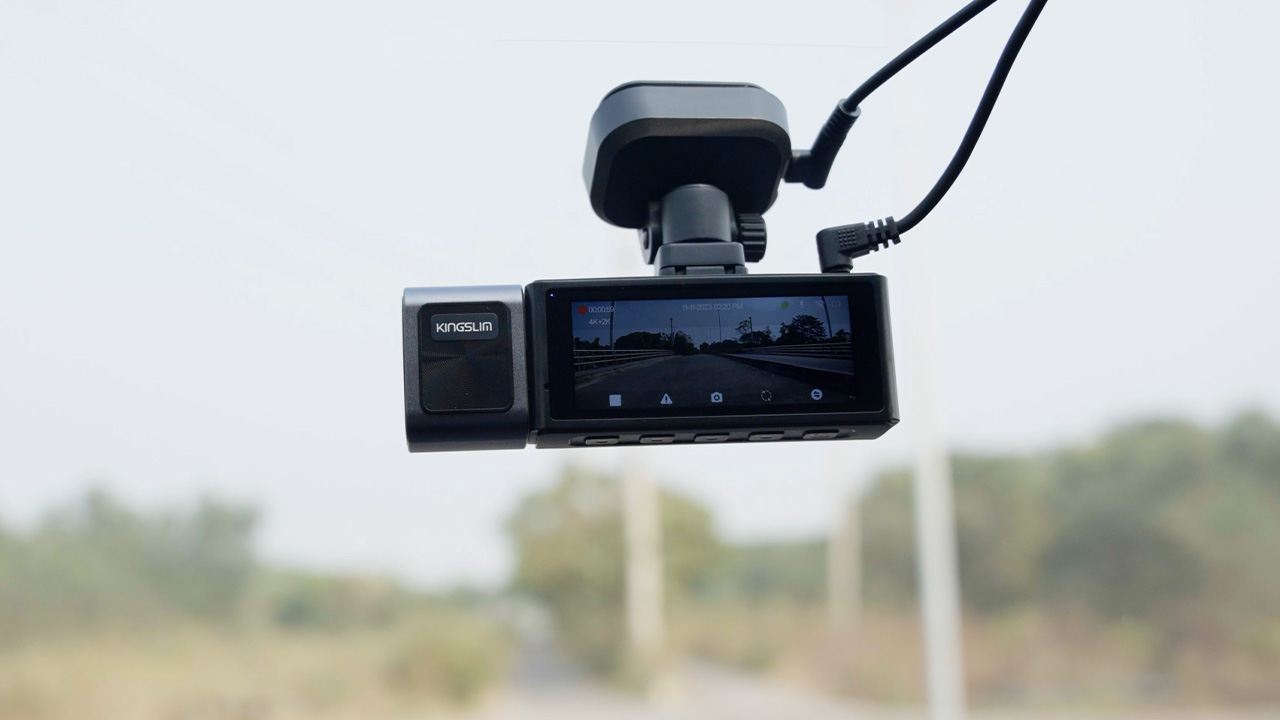 Kingslim D4PRO Dash Cam: A Feature-Packed HD Recording System for Your Vehicle